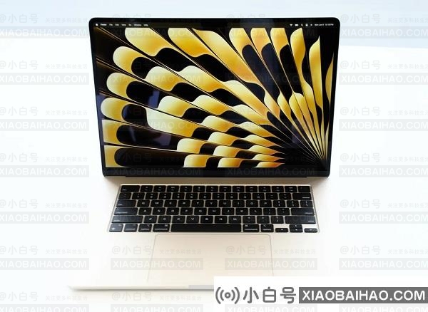 苹果推出 15 英寸 MacBook Air 笔记本，售价 10499 元起