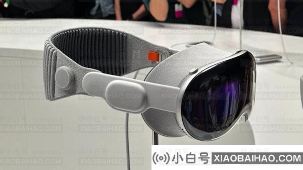 visionOS 测试版暗示，苹果将把 Vision Pro 电影库升级至 3D 版本